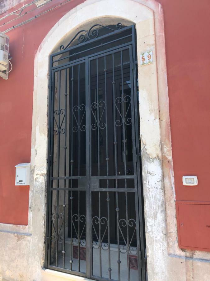 הוילה סירקוזה La Casa Di Auri מראה חיצוני תמונה